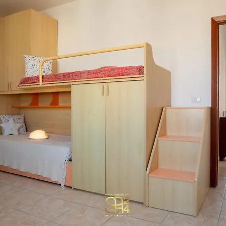 Attico Con Solarium Orizzonte Blu *