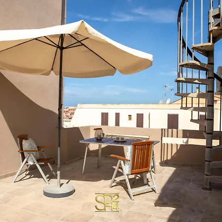 Attico Con Solarium Orizzonte Blu 아파트 *