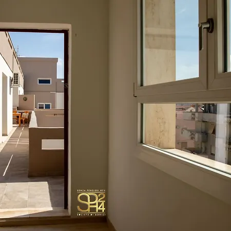 Attico Con Solarium Orizzonte Blu 아파트